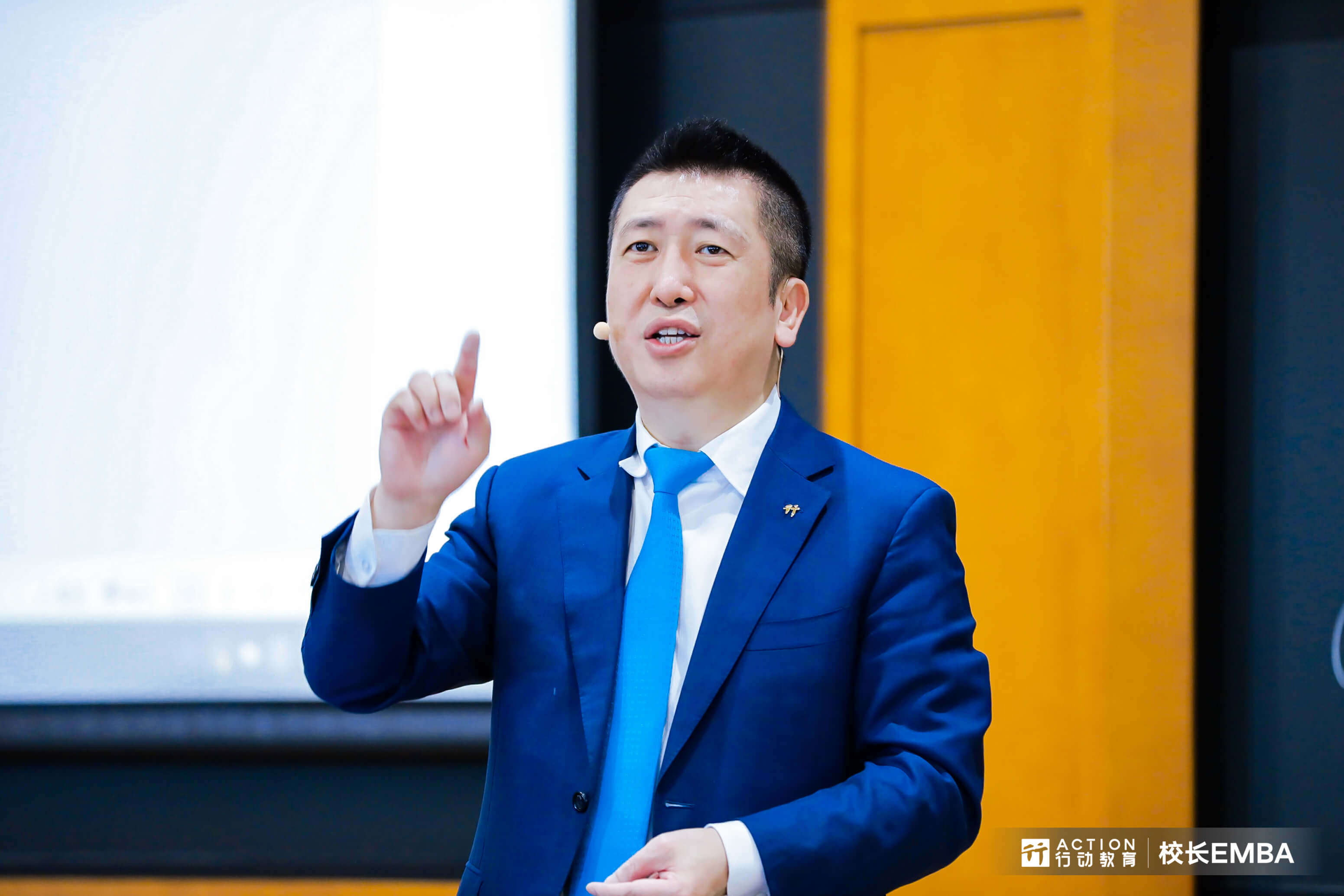 <p><span style="background-color: rgb(245, 247, 250);">李践老师是行动教育董事长兼CEO，香港“紫荆花杯”杰出企业家。了解更多行动教育李践老师课程、李践老师书籍、视频和李践老师限时体验课上行动教育官网。行动教育-建设世界级实效商学院。</span></p>